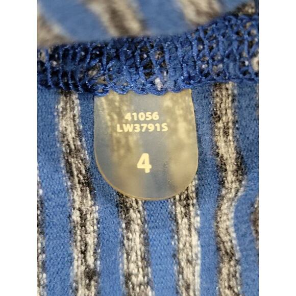Lululemon Women's Run‎ Ice Queen Long Sleeve Top Size 4 Blue Striped - Picture 14 of 15